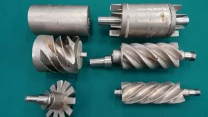 Gold-concealed-as-air-compressor-parts-1