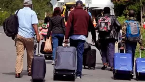 Nigerians-travelling-to-foreign-schools